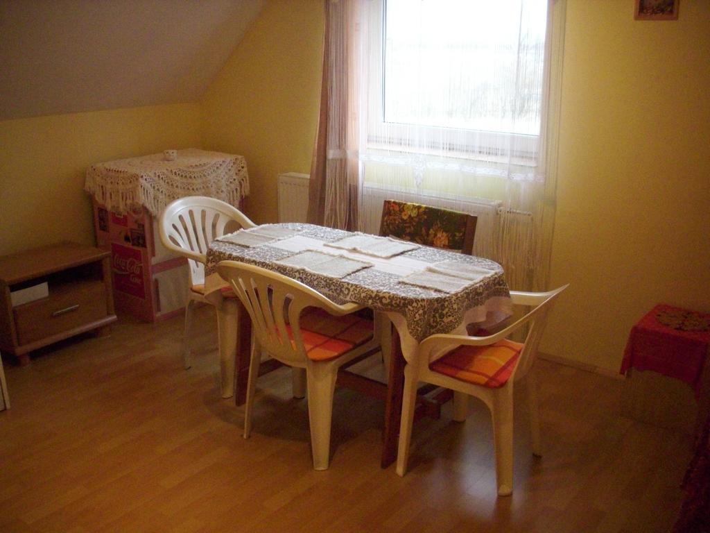Penzion Jesenice Jesenice  Exteriör bild